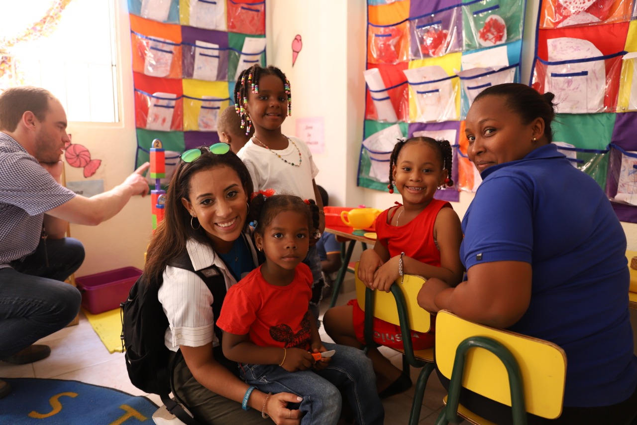 Miembros de UNICEF Next conocen en trrabajo que se realiza en los Centros de Arención a la Infancia y la Familia (CAFI)